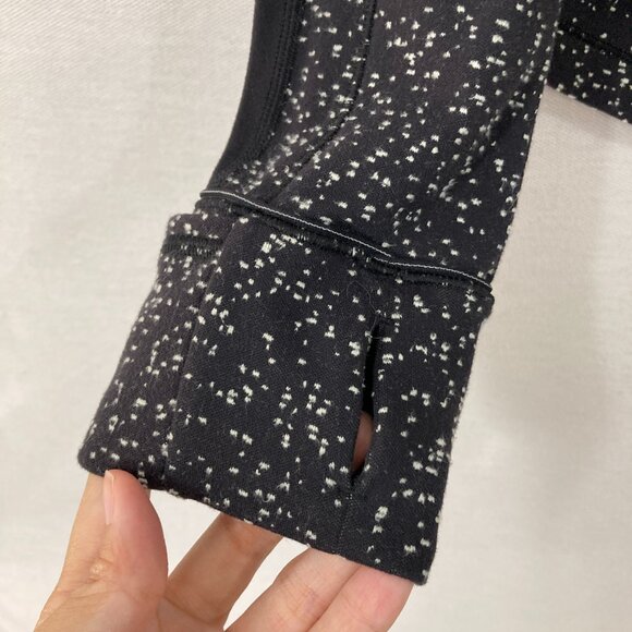 Lululemon Black White Dot Run Briskly Quarter Zip Pullover Top size 8 Athletic - Picture 7 of 12